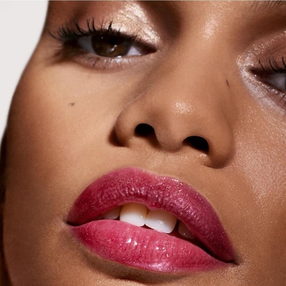 Fenty Beauty Fuchsia Flex Gloss - Picture 2 of 7